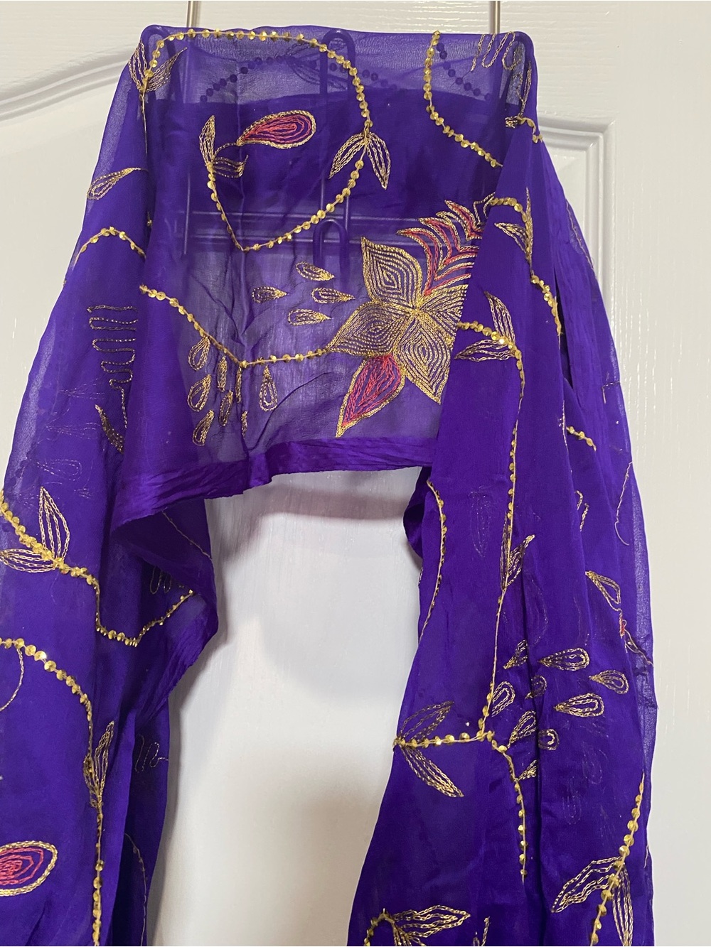 Embroidered Floral Sheer Wrap Scarf in Purple